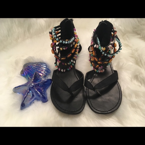 Cute Beaded Ankle Sandals - Picture 2 of 3